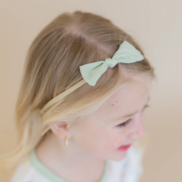 Tiny Nylon Bow