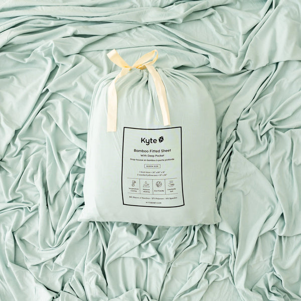 Fitted Sheet with Pillowcases