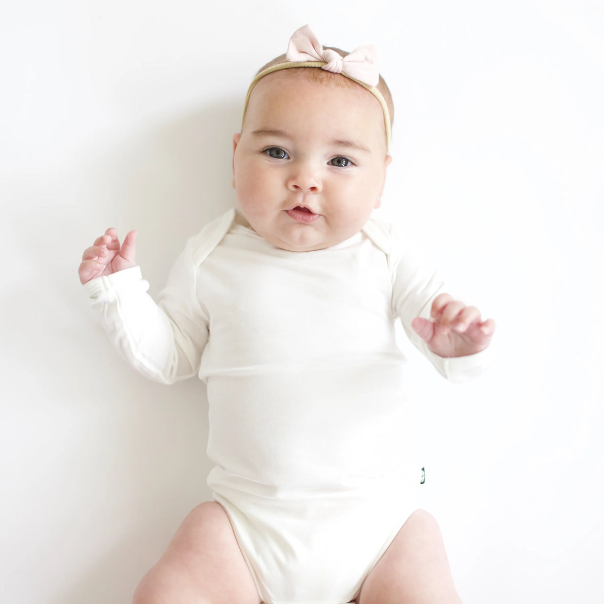 Tiny Nylon Bow