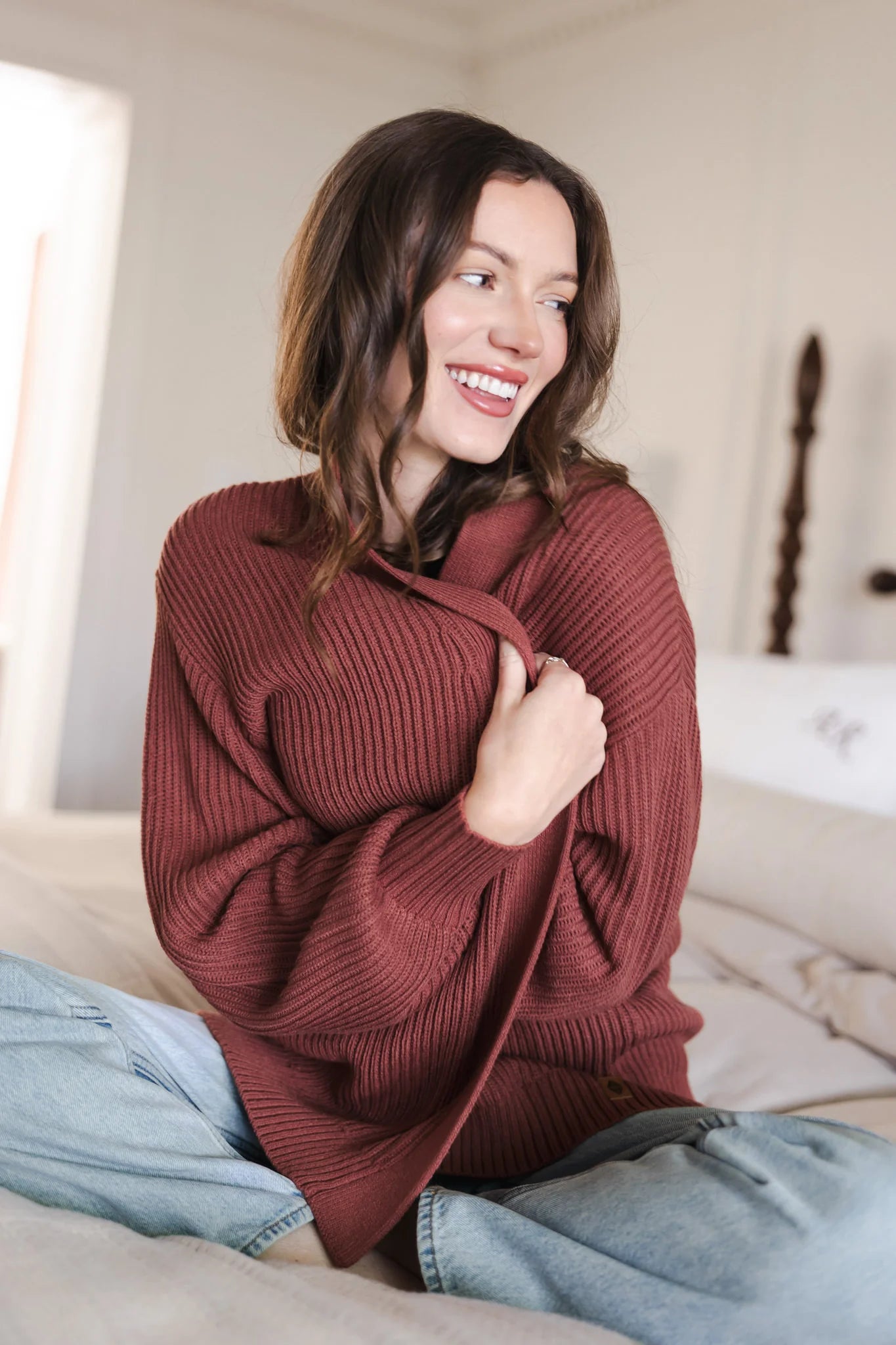 Chunky Knit Women's Oversized Cardigan Secondary image
