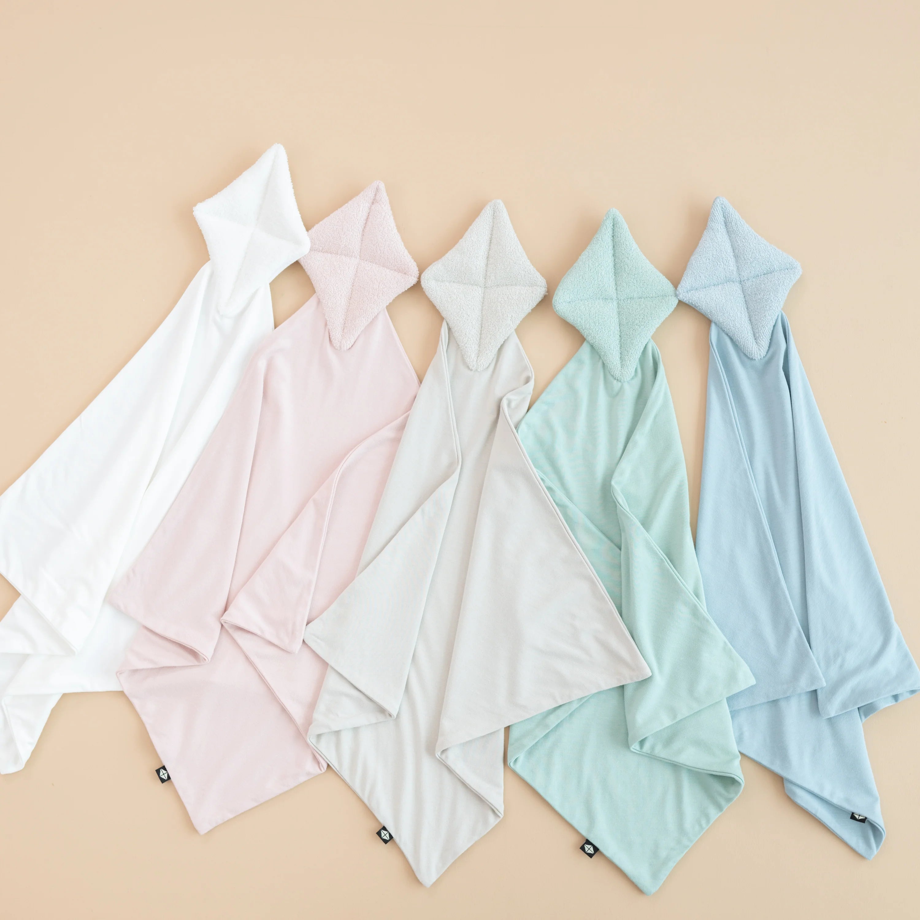 Kite Lovey Secondary image
