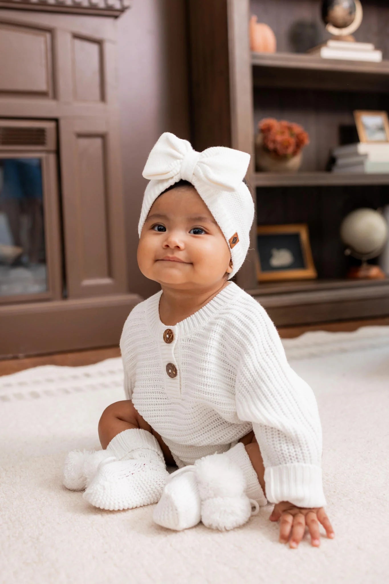 Chunky Knit Romper Set with Bow & Booties in Cloud Secondary image