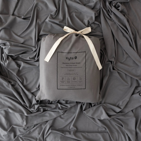 Fitted Sheet with Pillowcases