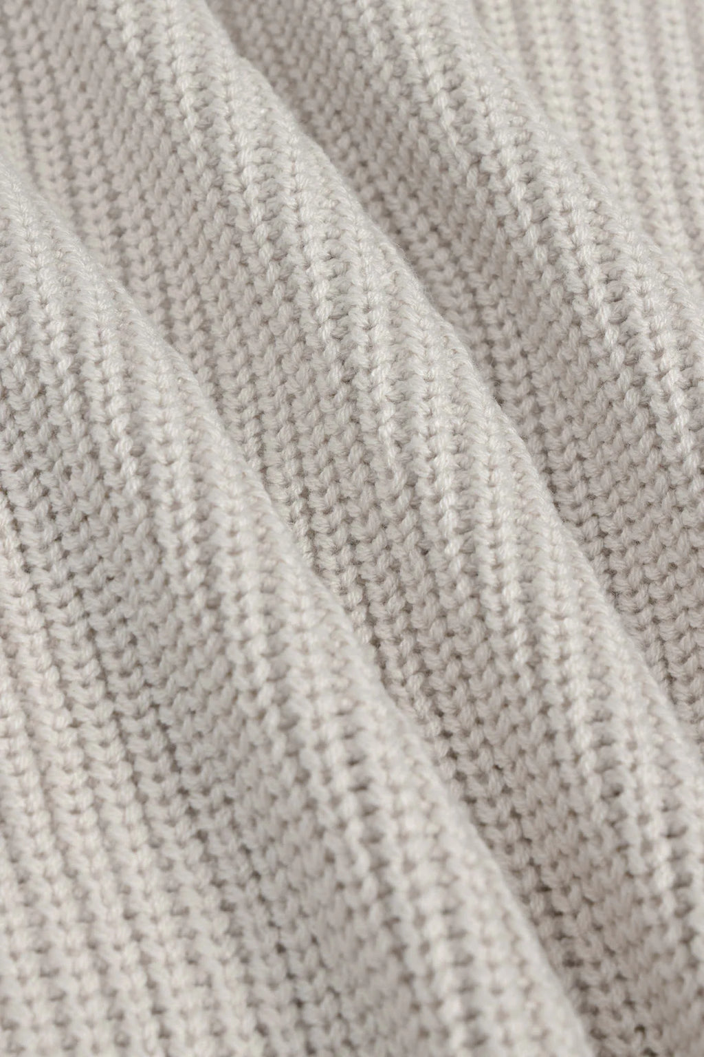 Chunky Knit Women's Cropped Cardigan