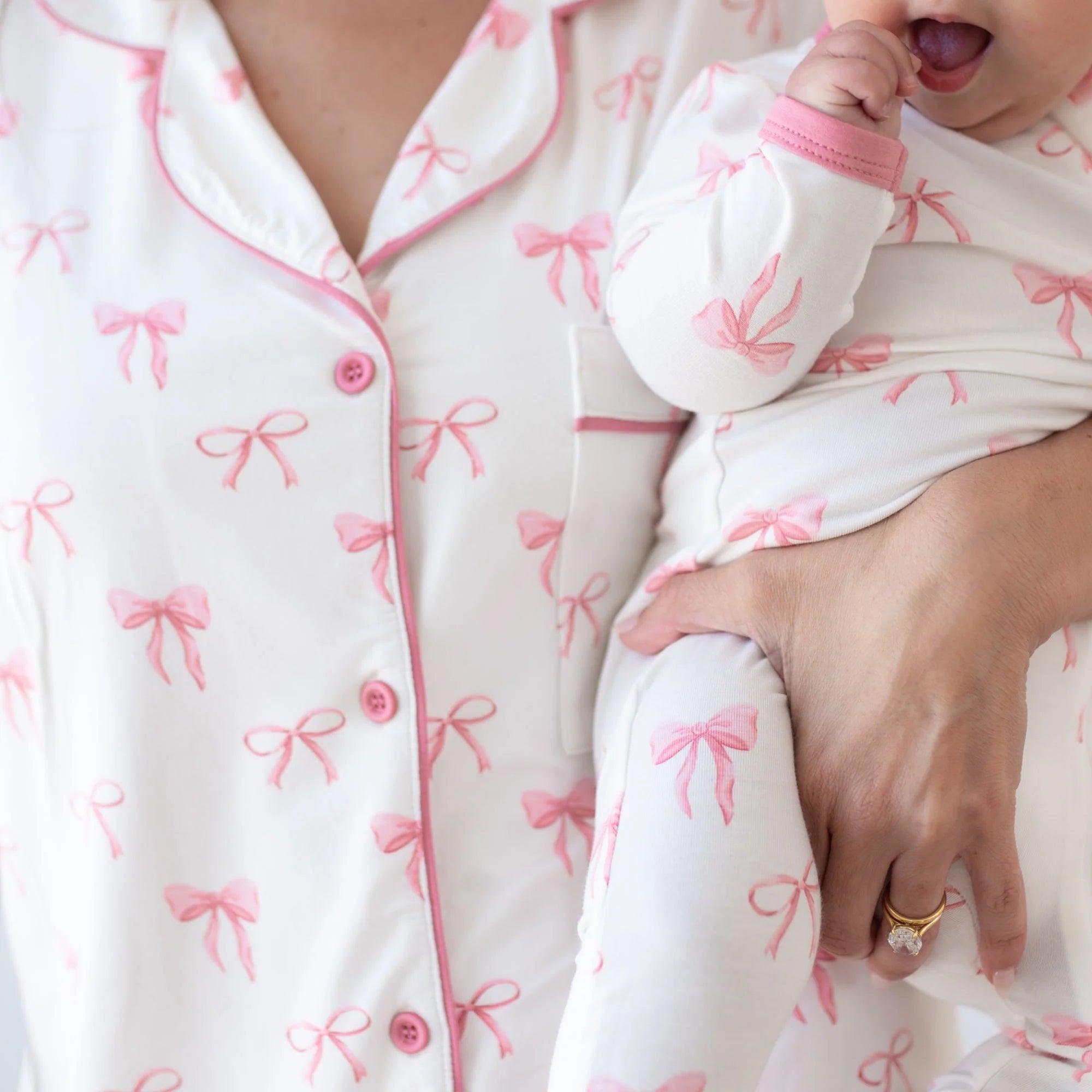 Women’s Short Sleeve Pajama Set Secondary image